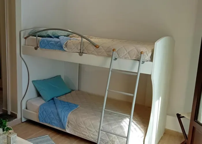 Сasa de vacaciones στην θαλασσα Koropi