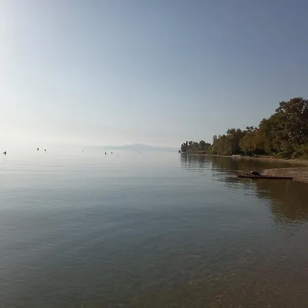 στην θαλασσα * Koropí