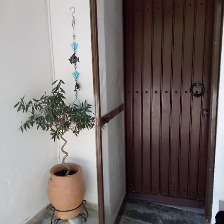 στην θαλασσα * Koropi
